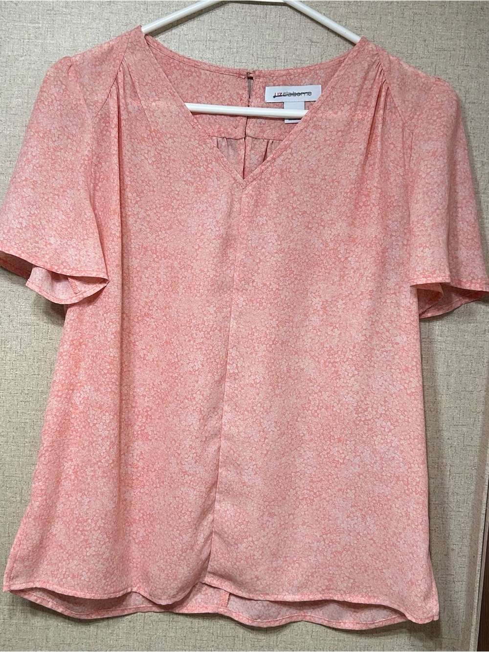 Liz Claiborne Coral Pink V-Neck Short Sleeve Blouse